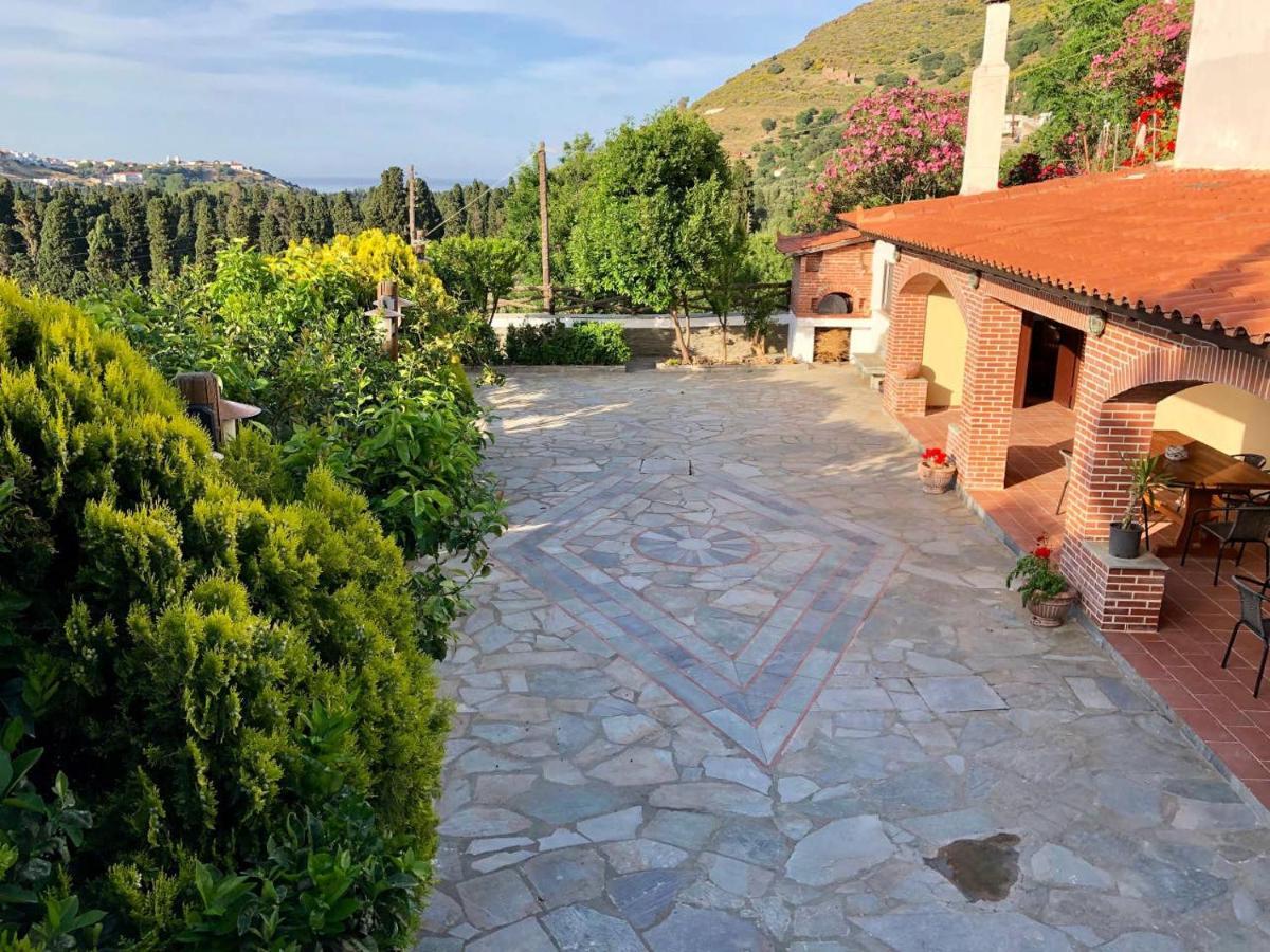 Villa Andros Epoque Livadia  Exterior photo